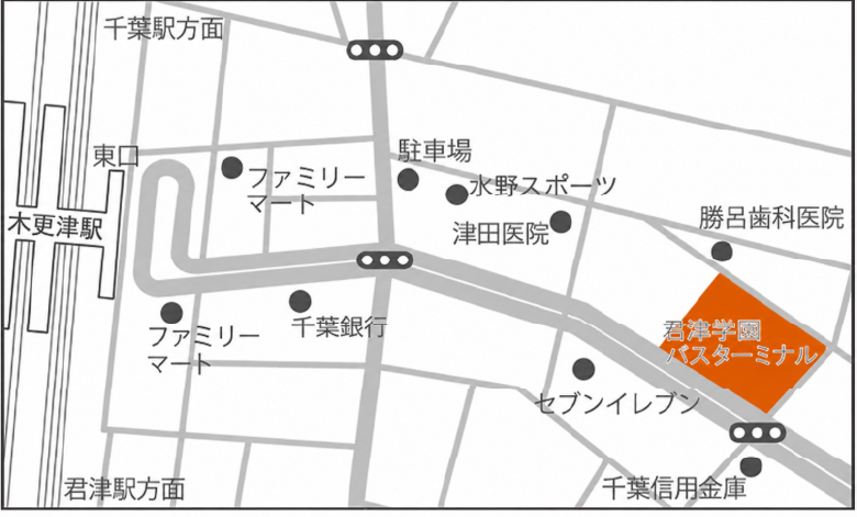 送迎バスが利用できます。