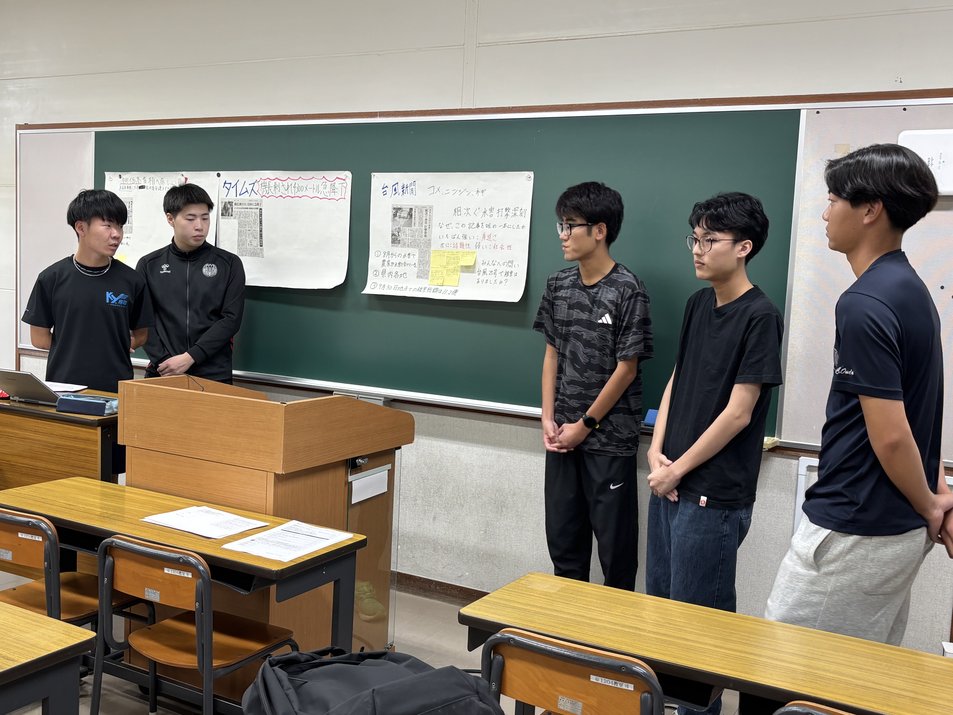 教養導入ゼミ（ニュースリテラシー実践）の授業風景 6